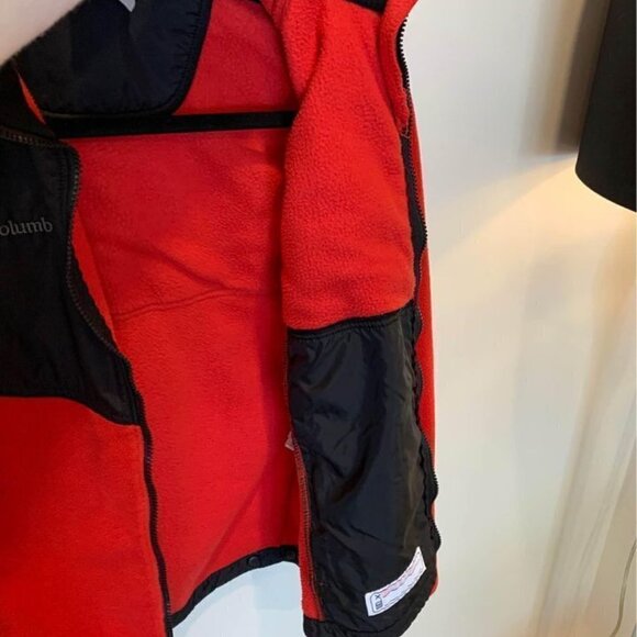 Columbia fleece jacket. Full zip. Size youth 14/16. Red/black. New condi… - Picture 7 of 8